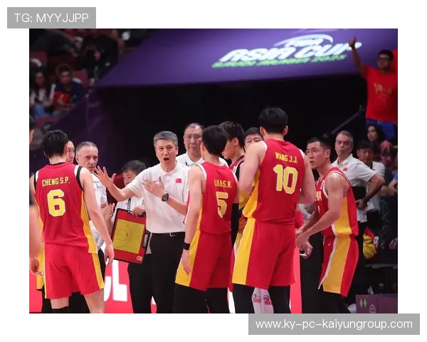 中国篮球的发展步伐更加坚定，中国篮球的发展步伐更加坚定了什么